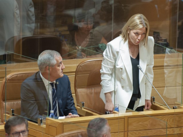 María Belén Salido Maroño e Fernando Pérez Domínguez toman posesión como deputados do Parlamento de Galicia